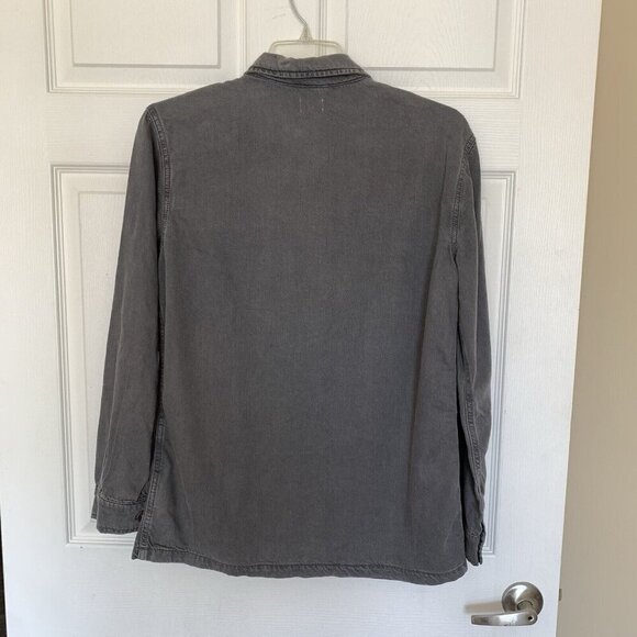 Sneak Peek Medium Gray Cargo Shacket Button Up Top Roses Patches Pockets NWT - Picture 5 of 8